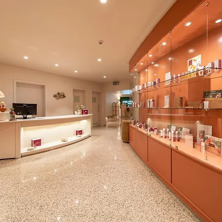 Le Boutique & クレルヴォー