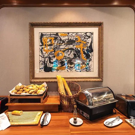 ホテル Le Boutique & 4*