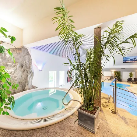 Le Boutique & 4* クレルヴォー