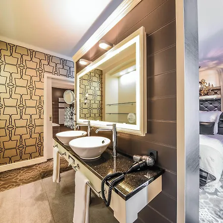 Le Boutique & 4* クレルヴォー