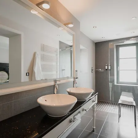 Hotel Le Boutique & 4*