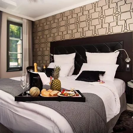 Hotell Le Boutique & 4*