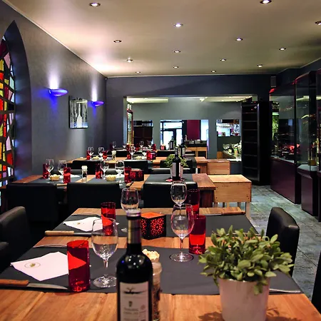 Le Boutique & קלרבו