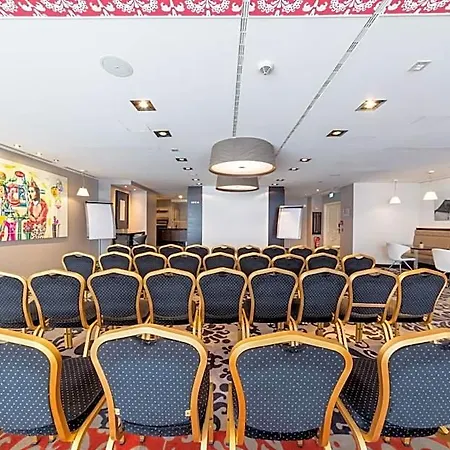 Le Boutique & Hotel 4*