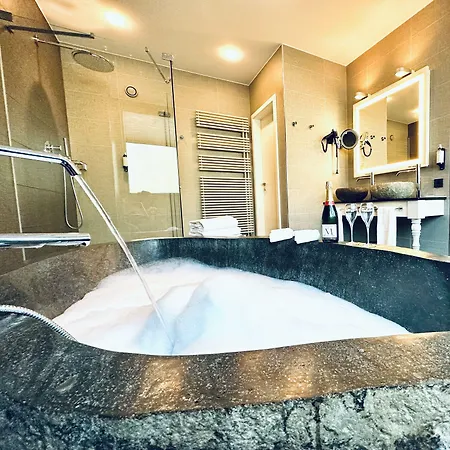 Le Boutique & Hotel