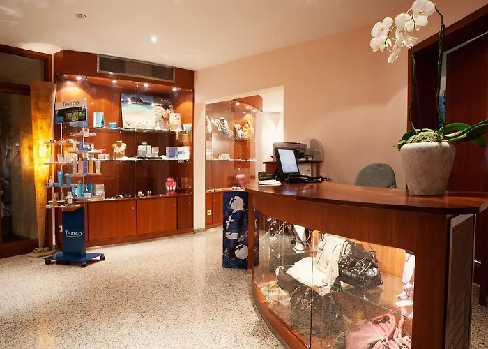 Le Boutique & Szálloda